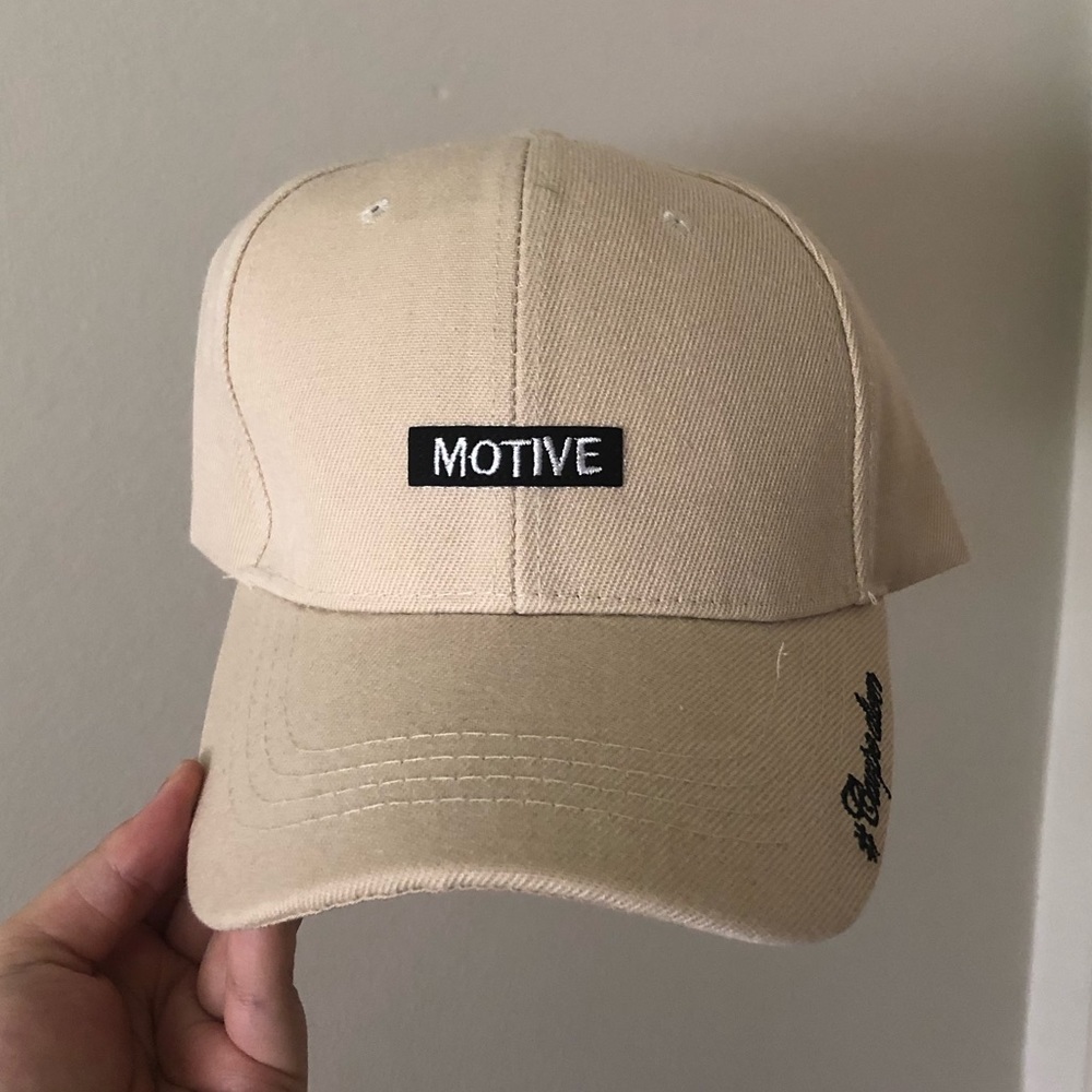 Beige MOTIVE and #CarpeDiem Baseball Cap